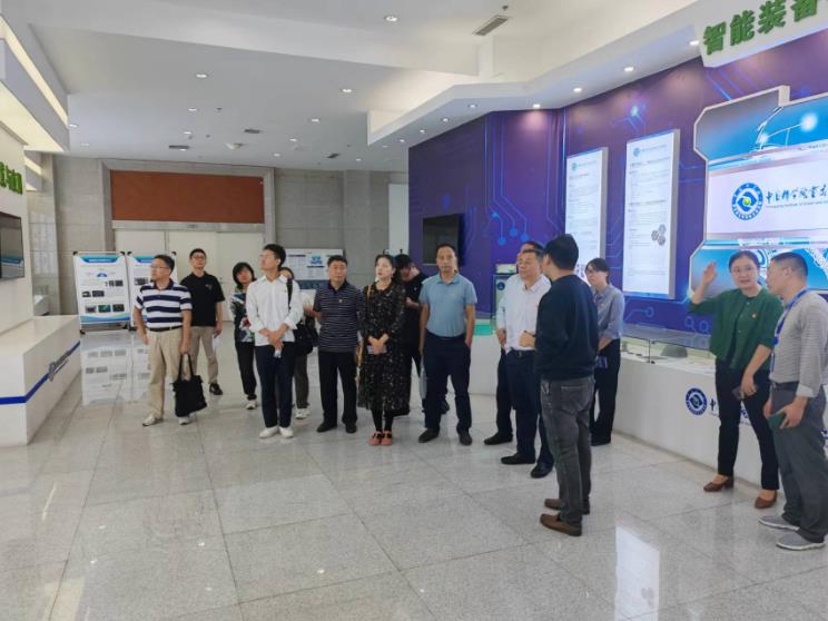 北碚區(qū)人民法院代表團(tuán)到我司實地參觀